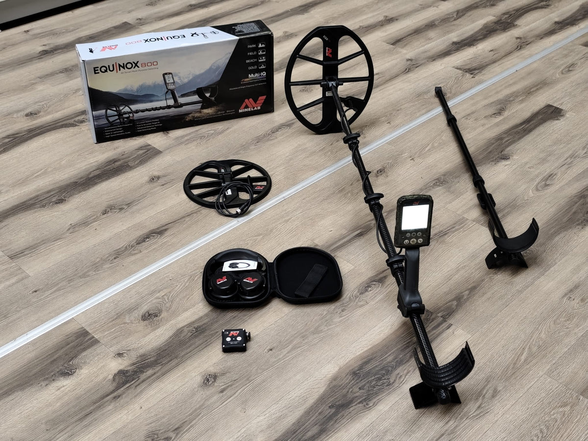 Gebraucht - Minelab Equinox 800 mit große Spule und Carbon Gestänge