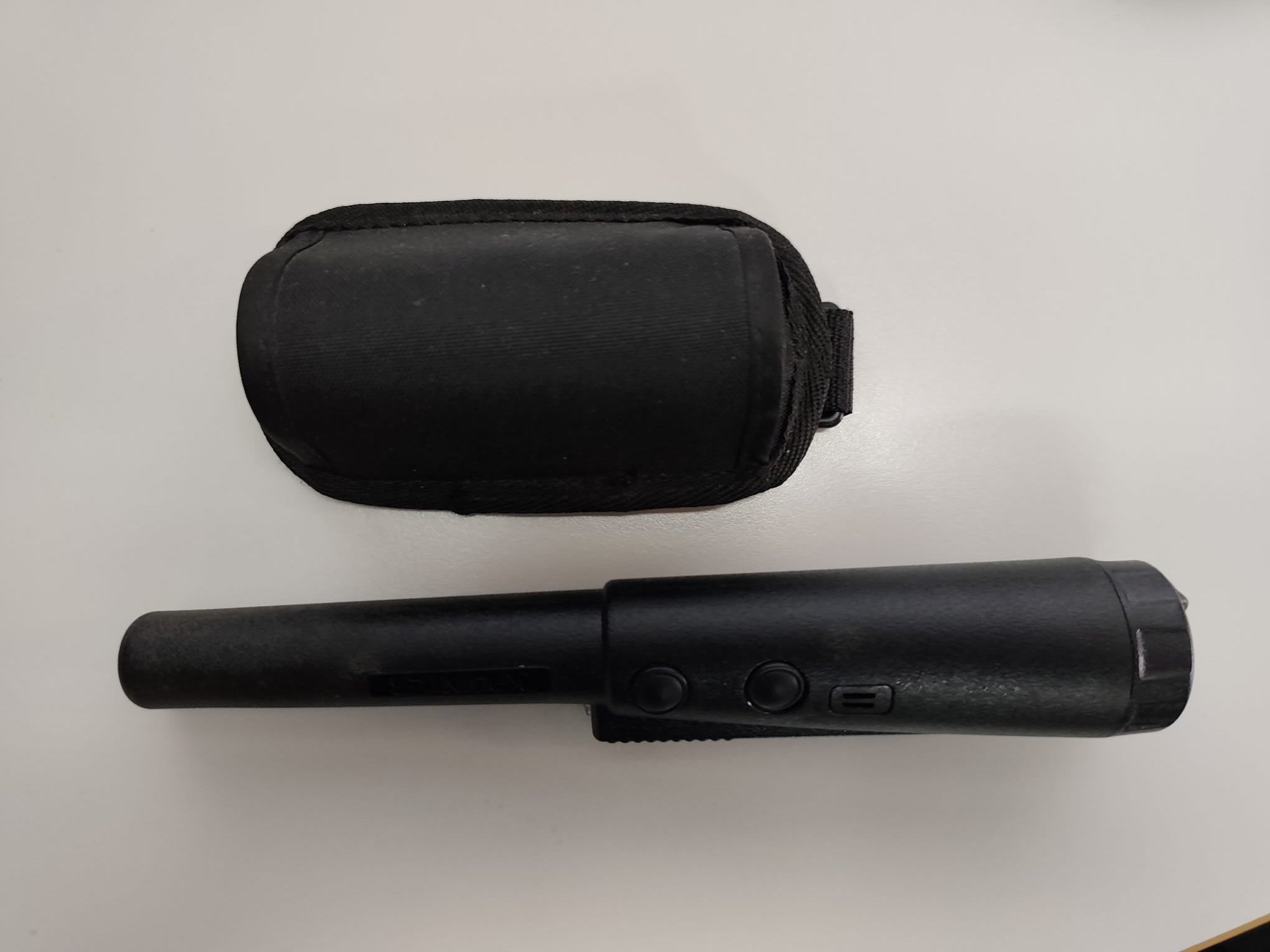 Wie neu - Quest XPointer schwarz Pinpointer mit Kapaan Holster