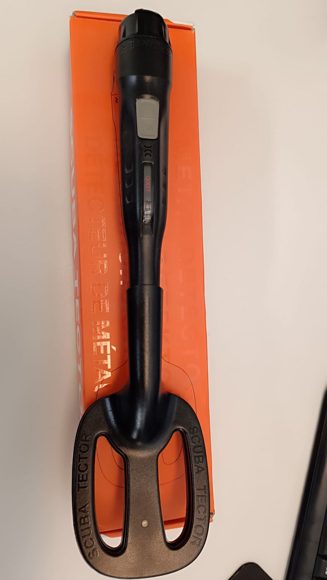 Gebraucht - Quest Scuba Tector Unterwasser-Metalldetektor schwarz