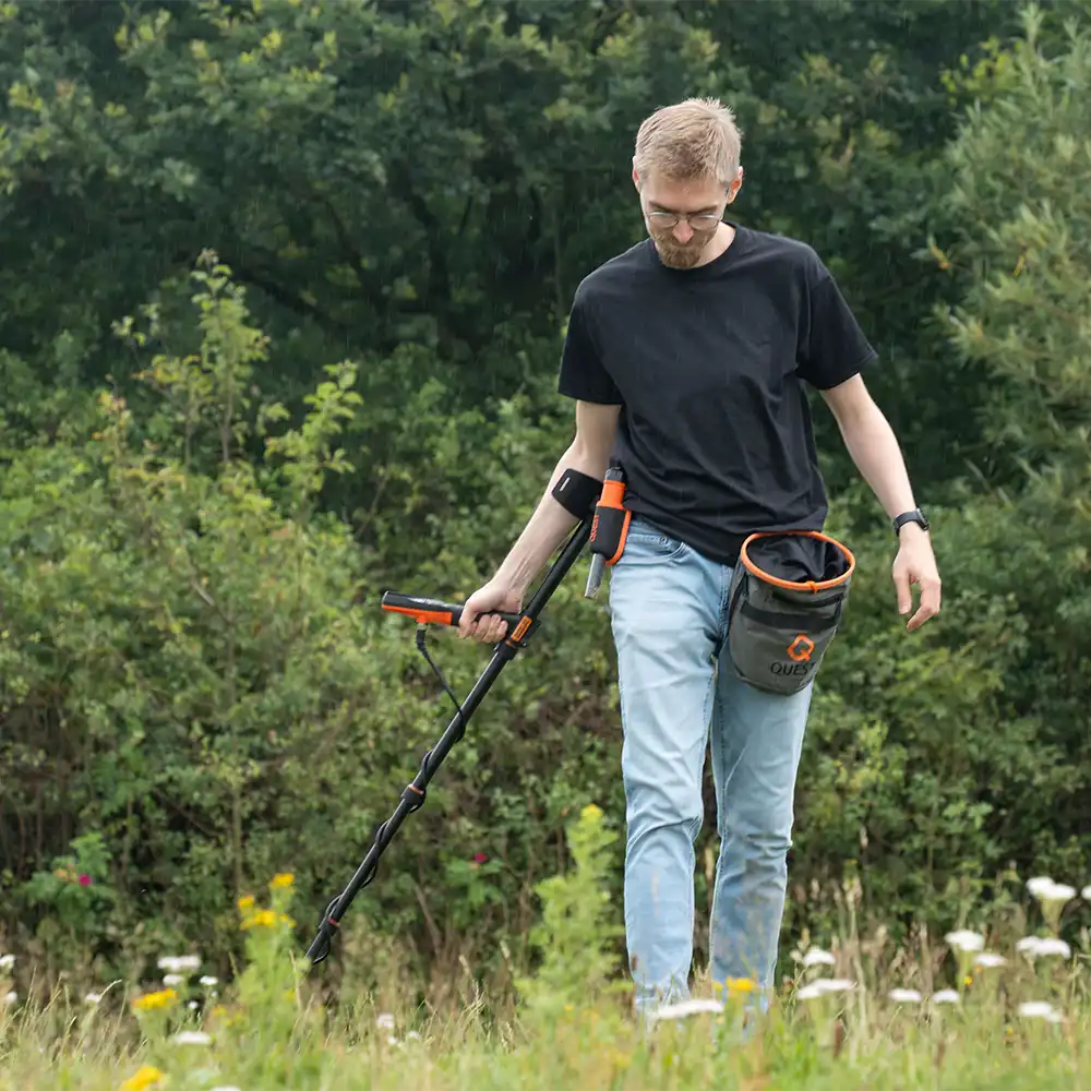 Quest X10 IDmaxX Metalldetektor mit gratis XPointer Pinponter