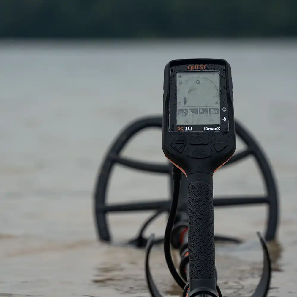 Quest X10 IDmaxX Metalldetektor mit gratis XPointer Pinponter