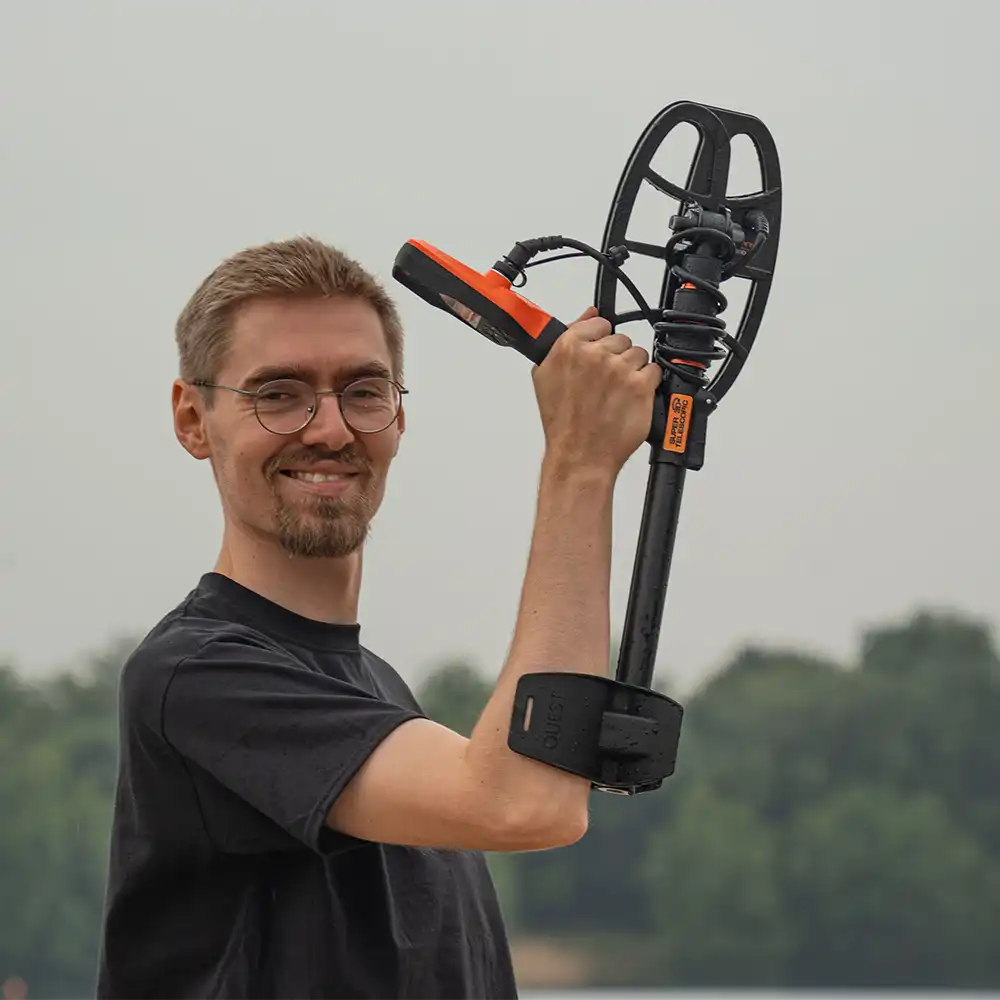 Quest X5 IDmaxX Metalldetektor mit gratis XPointer Pinpointer