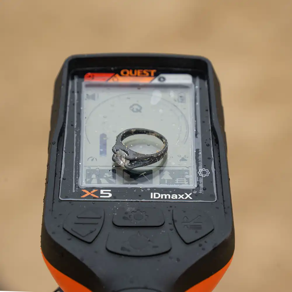Quest X5 IDmaxX Metalldetektor mit gratis XPointer Pinpointer