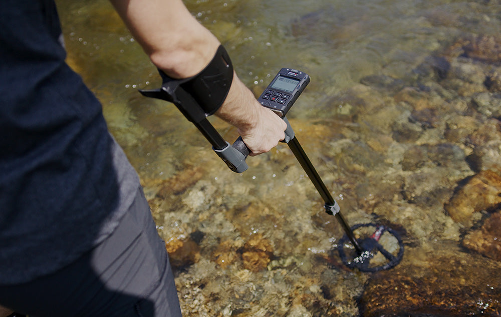 XP DEUS 2 22 FMF RC WSA 2 XL mit gratis MI-6 Pinpointer und XP 240 Rucksack