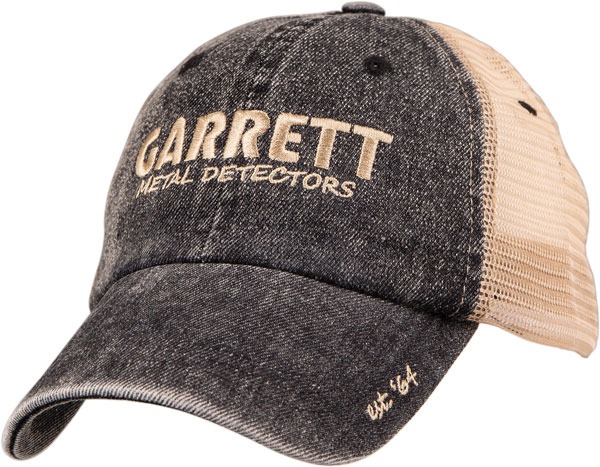 Garrett Kappe Beige "EST '64"