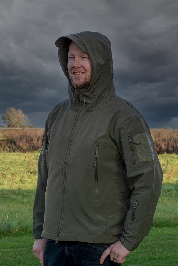Outdoor-Jacke mit Kapuze XL